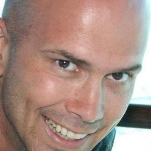 Meet your Posher, Wesley